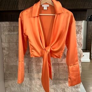 House of Harlow tie front satin blouse Gorgeous hand. Size XS never worn